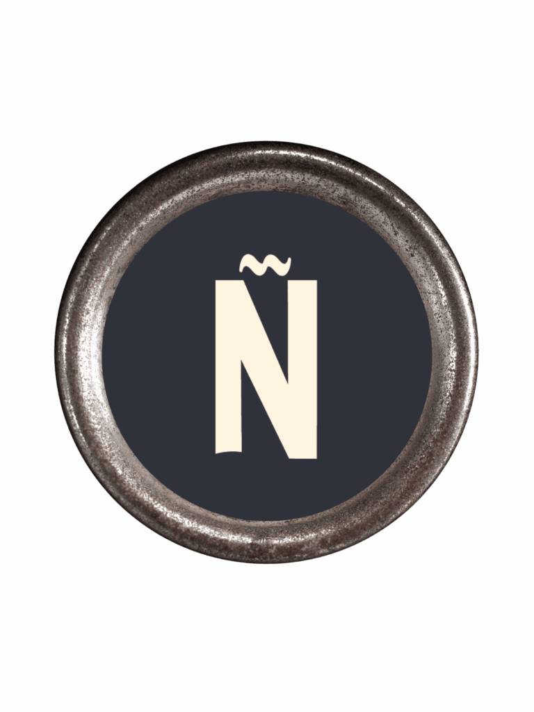 Botón con la letra ñ en una máquina de escribir antigua